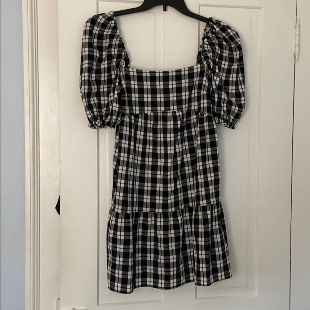 H&M size M black and white checked dress